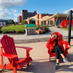 Meet your Posher, Amantia